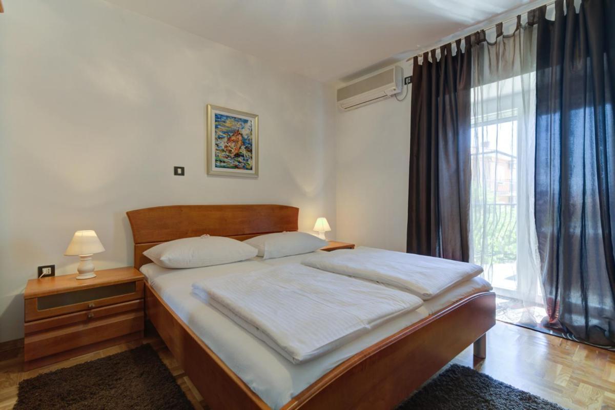 Villa Dalmare Novi Vinodolski Buitenkant foto